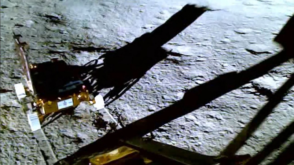 Chandrayaan-3: Handhugai harakaaitherivaa ulhandhu ''nuheyli''