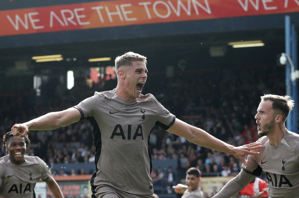 Tottenham 1 vana ah, Chelsea aai United ahves molheh