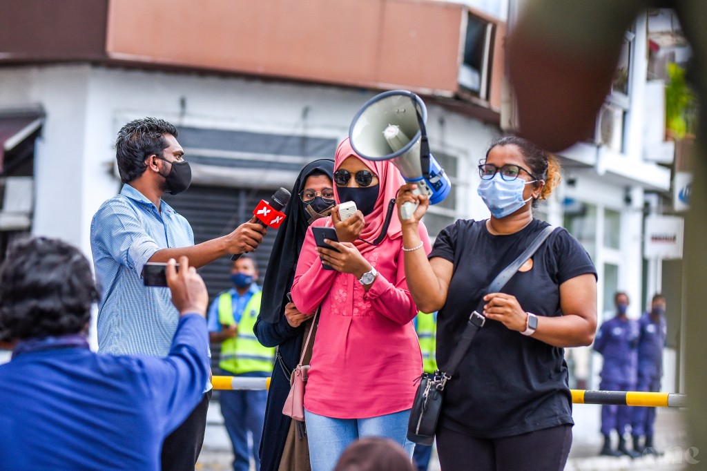 Kudhinnah kuraa aniyaa ithuruvanee nizaamugai huri massalathakuge sababun: ARC