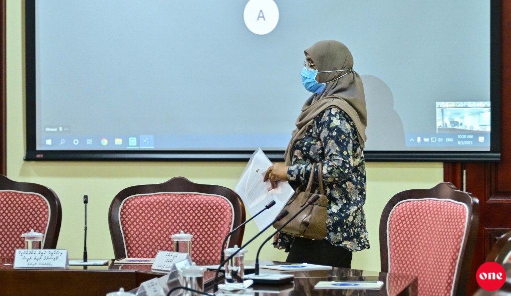 #OnePhoto : Minivan muassasaathakuge committee  in Election aai HPA  bahdhalukurun
