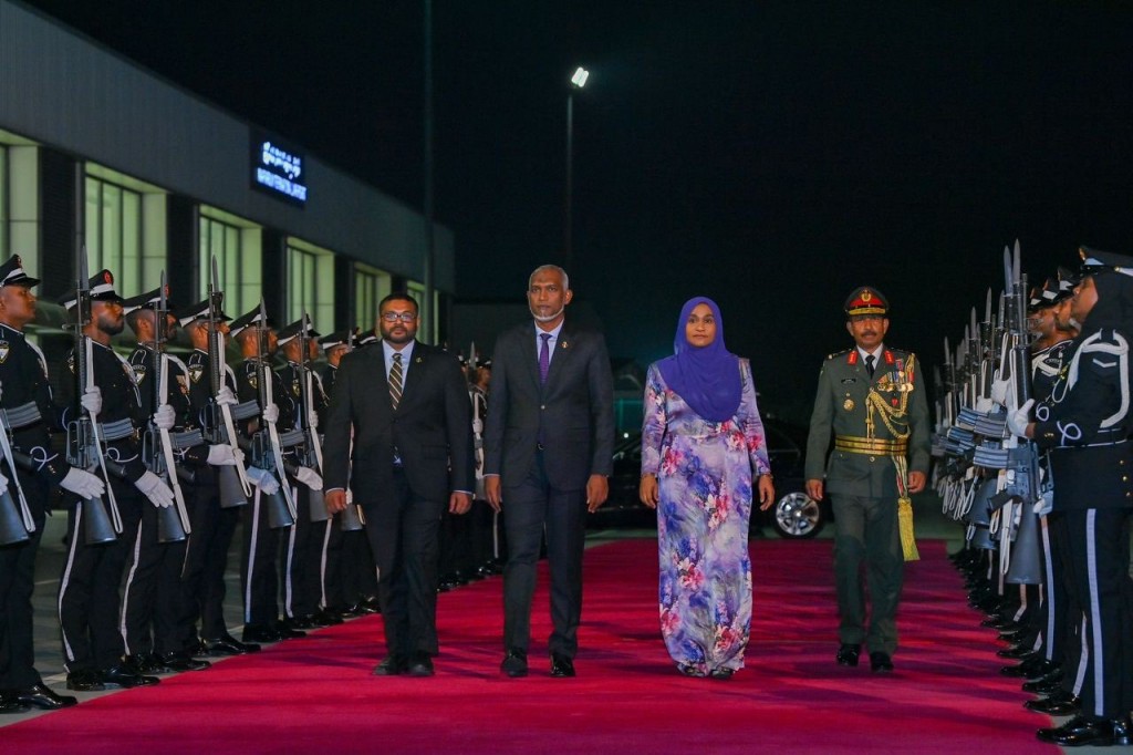 Amilla baaruverikan hoadhumakee kanboduvaan jeheyne kameh noon, miee evves gaumehge hathurunneh noon: Raees
