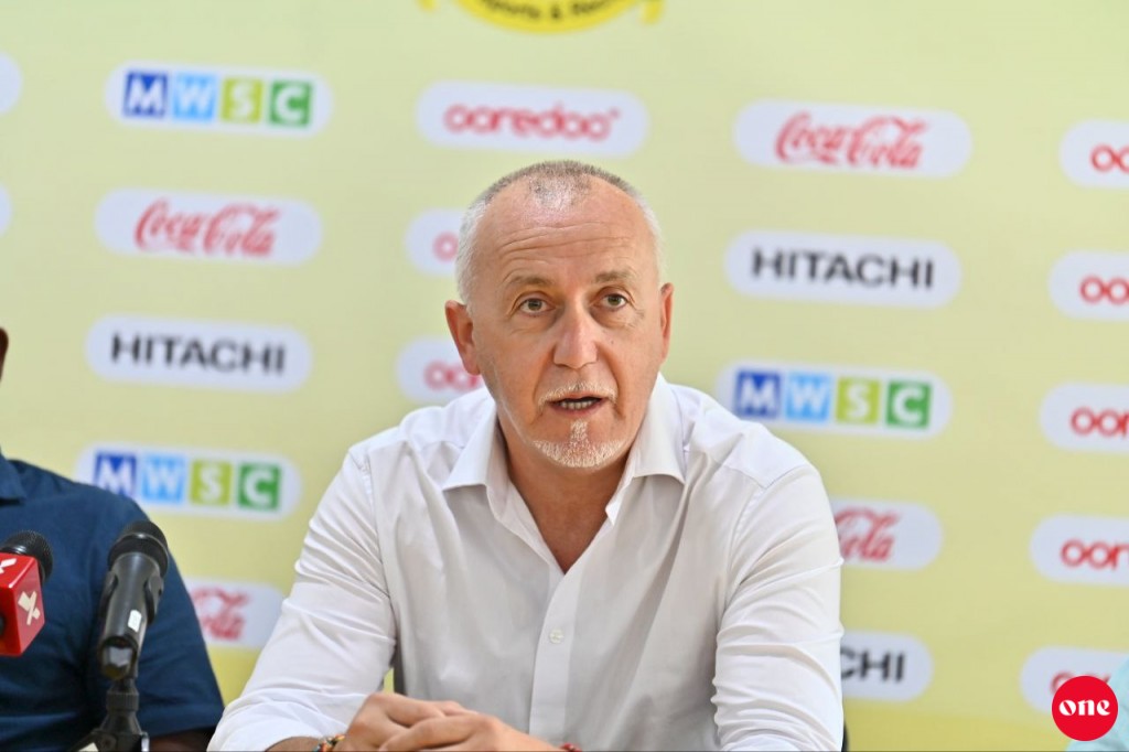 Maziya ge coach akah, kurin Bangladesh aai Indonesia gaives masakkaiyy koffaivaa Dukanovic