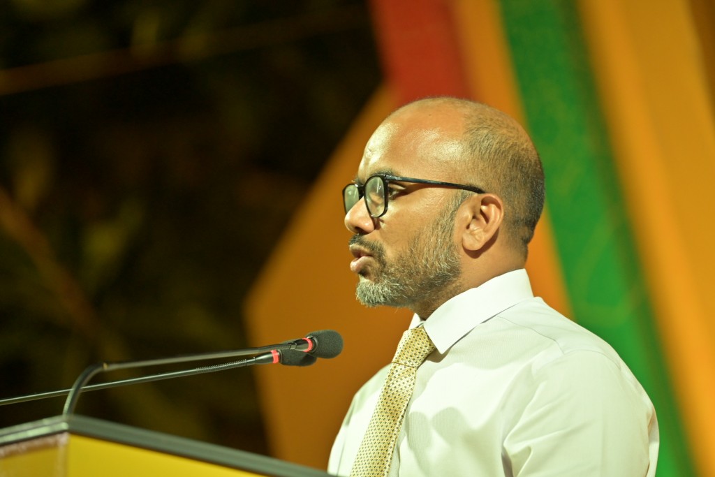 Dharanyakee 51 billion rufiyaa, MDP sarukaaru havaaluvi iruves dharani dhakkan huri: Ameer