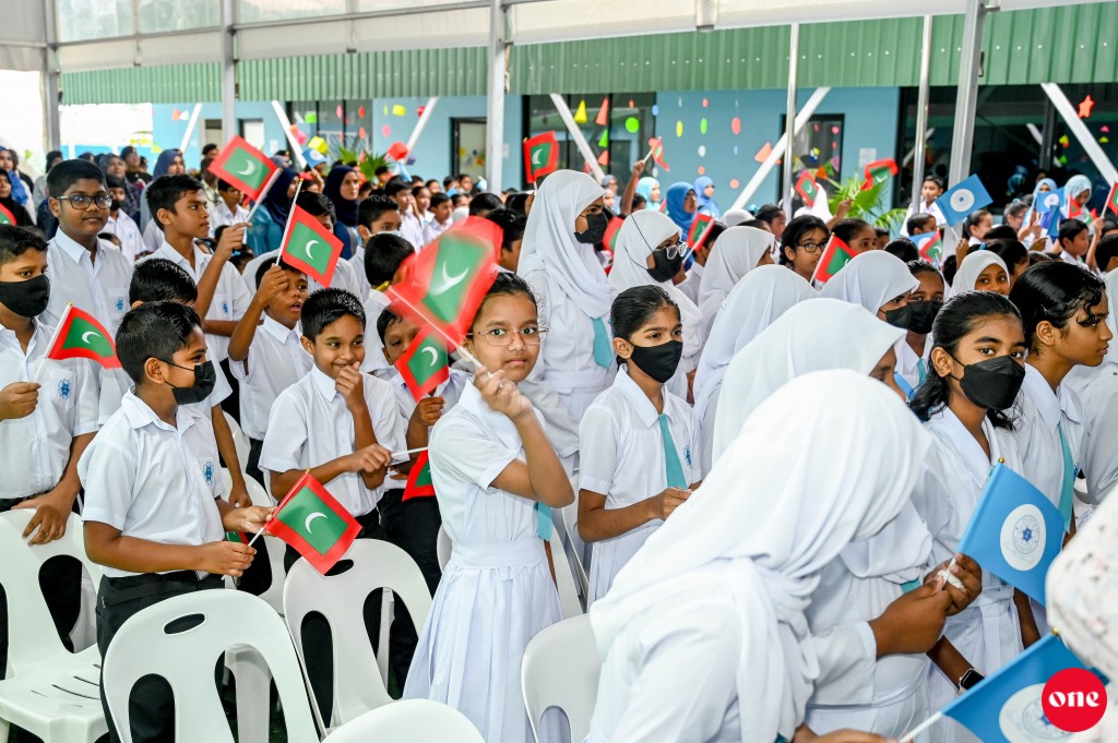 Namehggai hileyvi shool thauleemu, athun kuraan jehey haradhu haahun arai belenivereen goiy husvefai!