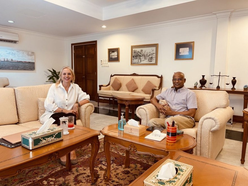 Nasheed ge vakeel aa Raees Solih bahdhalu kurahvaifi