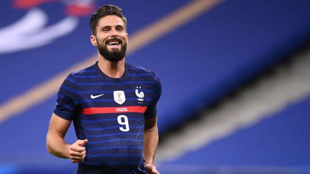 Giroud gaumee jersey gai 100 vana match, Platini ge record muguraalaifi