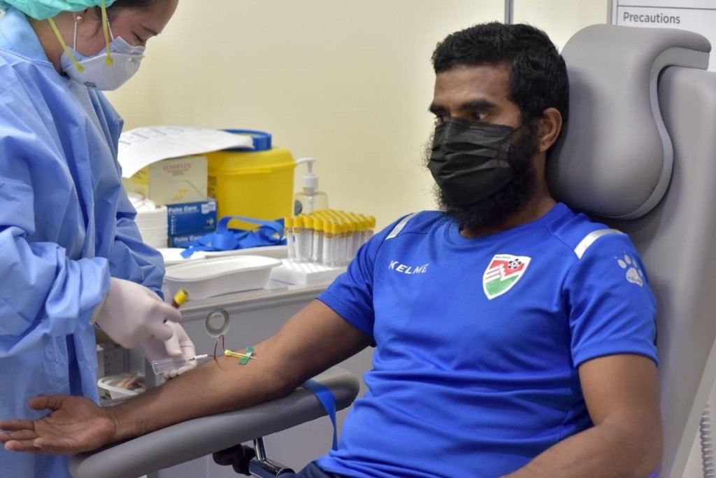 Dhagandey Covid in rangalhu vejje, maadhamaa team aa gulheyne