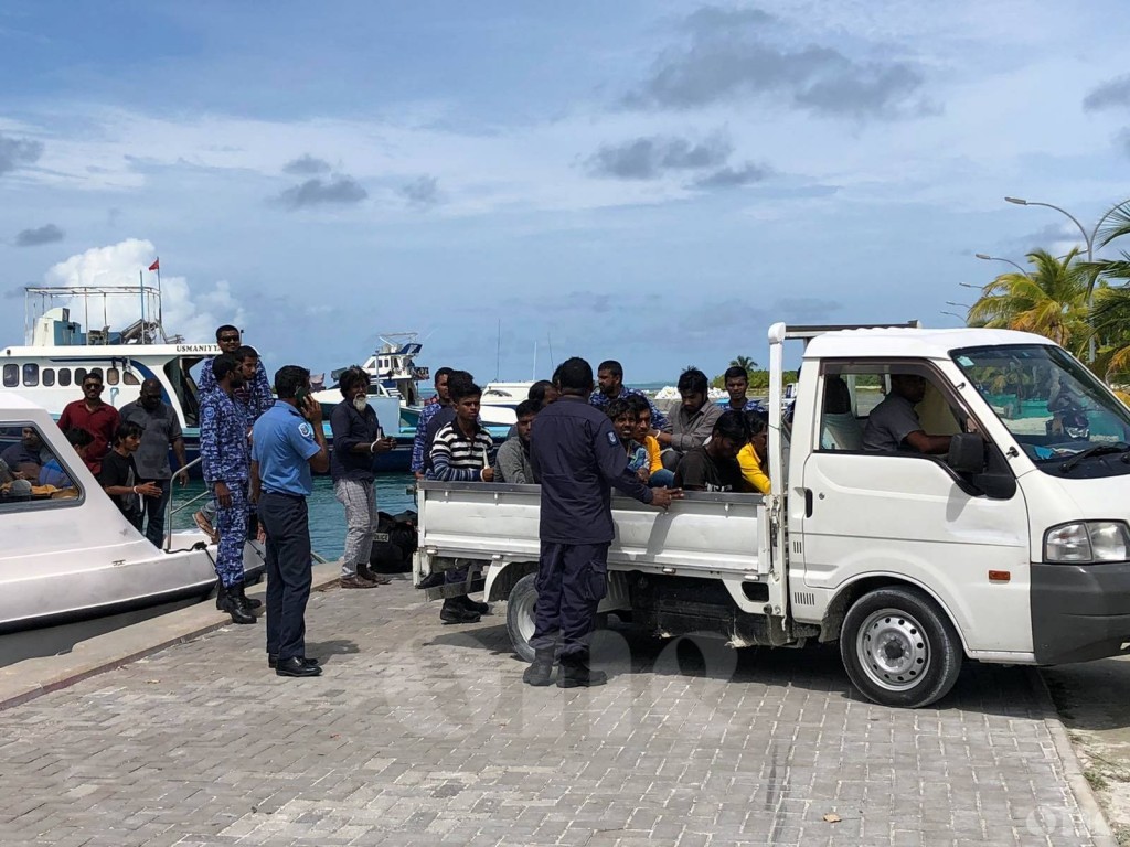 One Online Journalists at Thulhaadhoo: 19 expats arrested at Bodufinolhu brought to Thulhaadhoo