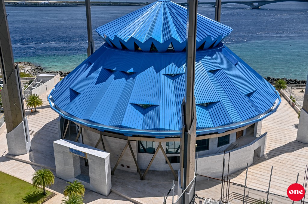 Anna hukuğu dhuvahun feshigen Salman miskithugai namaadhu kuran fashanee
