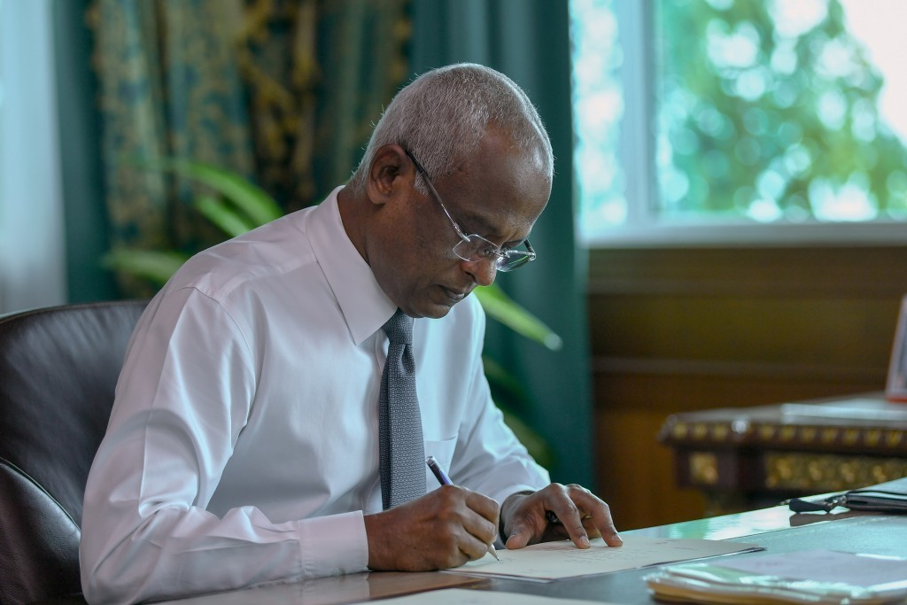 President ratifies amendments to the armed forces retirement plans