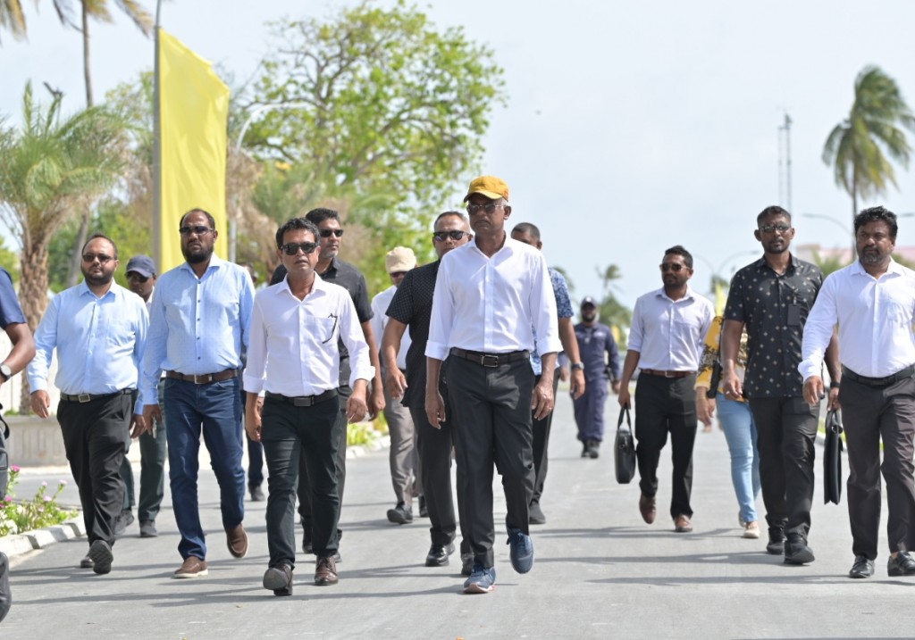 Hoarafusheegai bake huri hurihaa mageh kuriah oii dhauruga hadhai nimmaanan: Raees