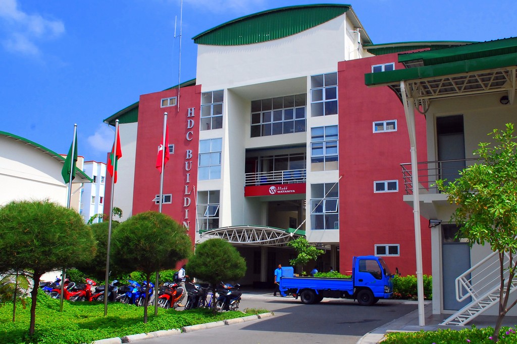 HDC staffunge apartment thakuge thalhudhandi havaalukuran fashaifi 