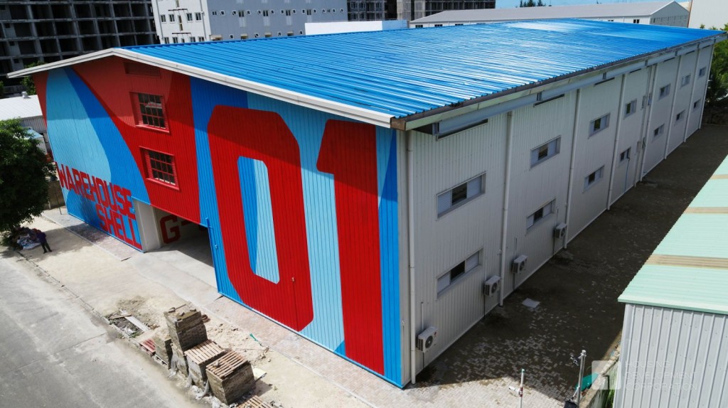Hulhumale' sinaaee sarahadhugai hadhaa imaaraaithah 8 buriyah negey gothah hadhaifi