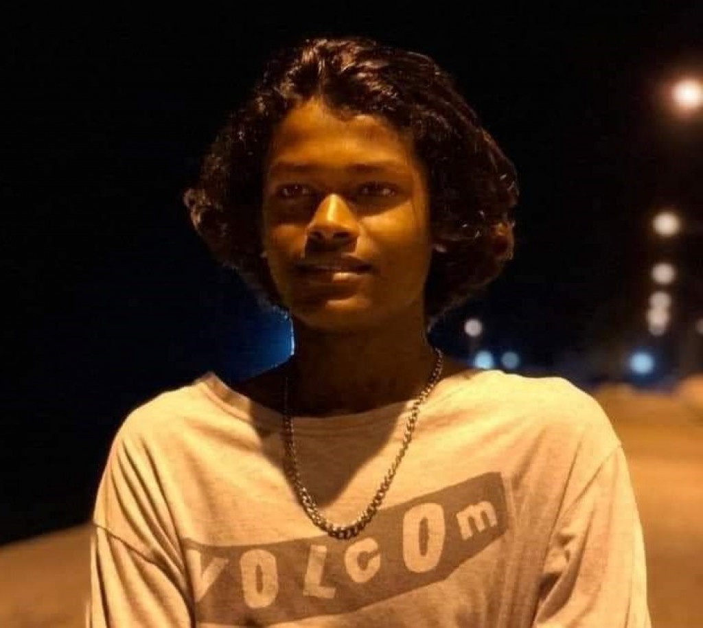 Bolah faareh vetti aniyaavi kujjaa ithuru faruvaa ah Male' gennanee