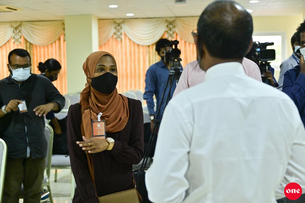 Sharuthu furihama nuvaa meehun list inn unikoh  dhiriulhumuge haalathu furihama ah vazan kuran faaskoffi