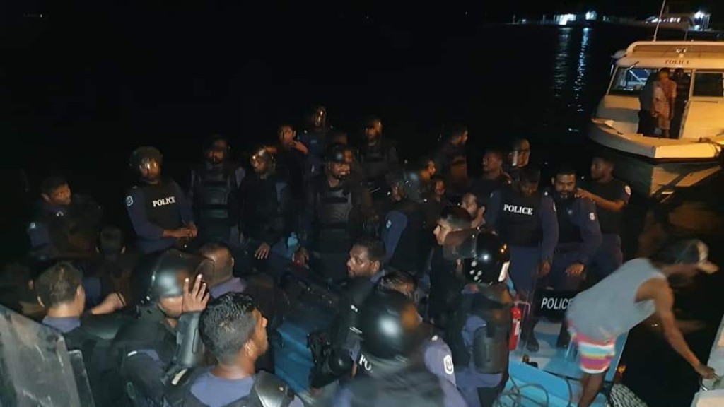 BREAKING: Bidheyseen dhivehin thakeh raheenu kurun: Bodufinolhugai thibee 200 bidheyseennaai 15 dhivehin