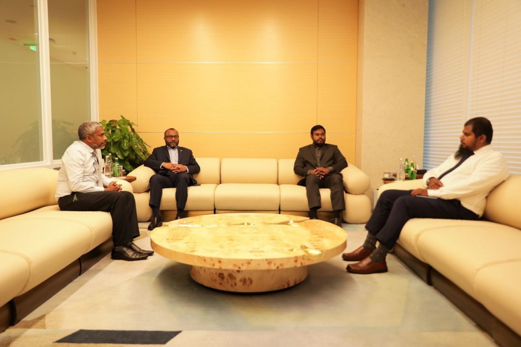 Rasmee dhathureh gai Minister Shaheem China ah