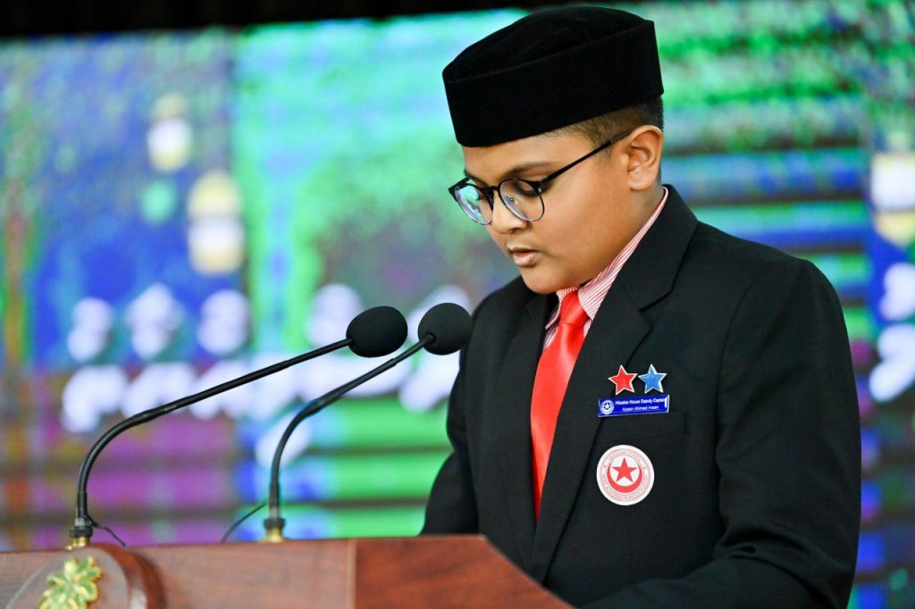Quran kiyevumuge gaumee mubaarathugai baiverivumah hulhuvaalaifi 
