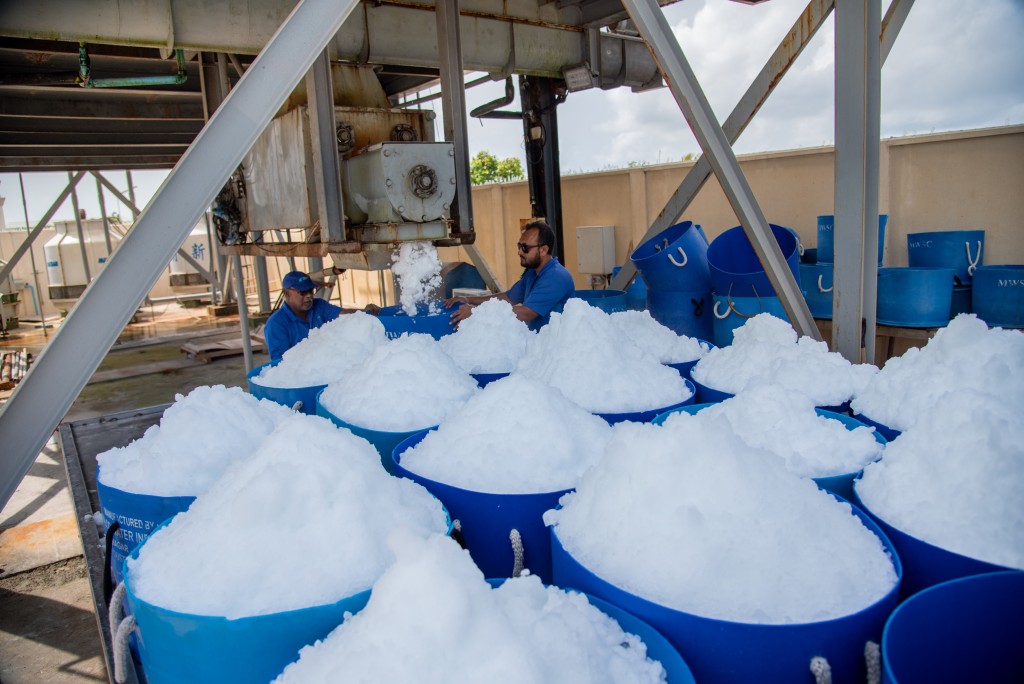 MWSC inn Dhuvaafaru gai ice vihkkaa agu heyo koffi