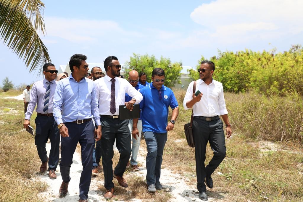 STO fuh factory ah Kulhudhuhfushin bin kanda alhaifi