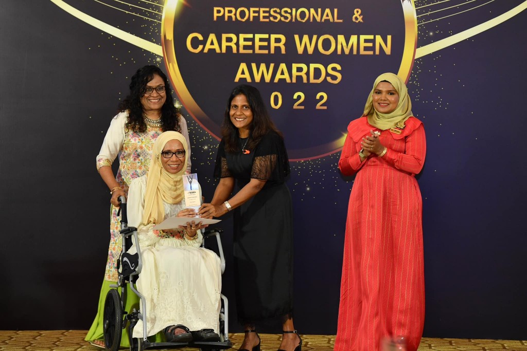 WIM ge Professional and Career Women Awards ah kurimathilaan hulhuvaalaifi