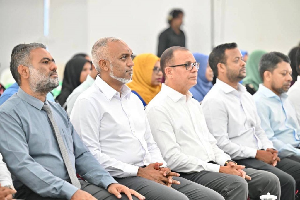 Thoddoo gai dollar ATM eh bahattanee