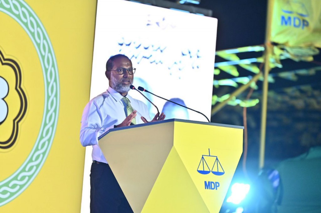 Raees Solih ehburun inthihaabu kaamiyaabu kurahvaifikan vaadhaverin gaboolu kohffi: Imran