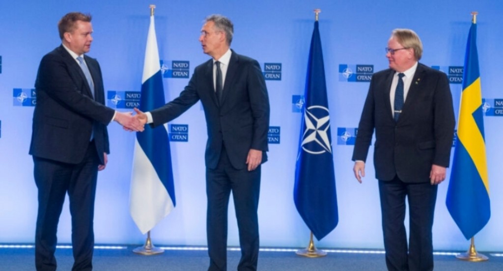 Adhuge dhuniye: NATO ge summit inn faidhaavee ummeedheh nooneve. biruverikameve.