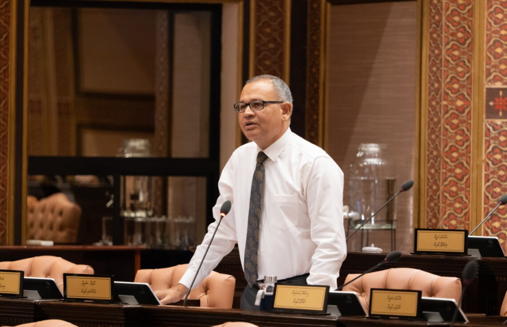 Riffath isthiufaa dhinumah govaalai, eyna ge ithubaaru nehkamuge massala Majilis ah hushahalhaifi
