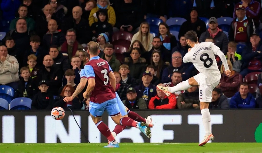 Vidhividhigen balivumuge silsilaa ah Manchester United in nimumeh genesfi