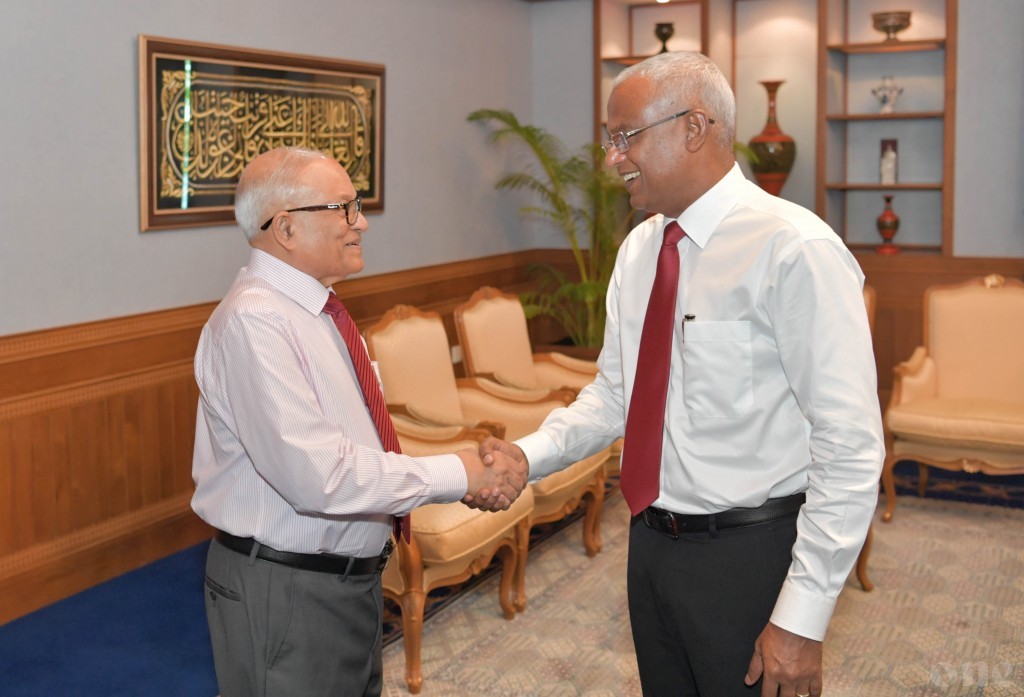 Maumoon assures Pres. Solih of full cooperation in running government