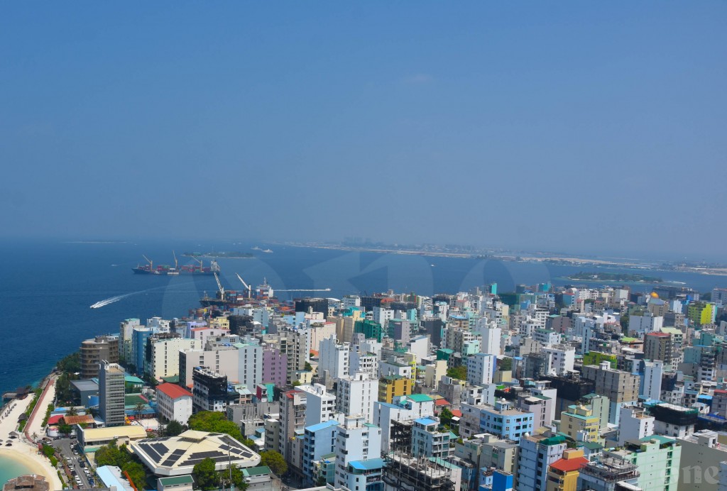 Nurahkaa minvarakah male' sarahahdhuge vai nusaafu vejje
