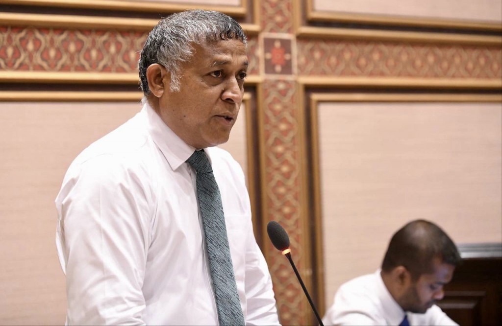 Male rayyithunnah goathi dheyn kanda'alhuvvaa sharuthuthah, Minister Aslam Majlis aa hissaa kuravvaifi