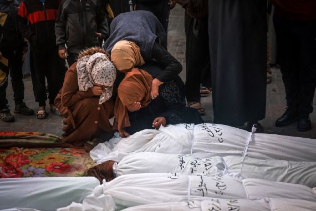 Death toll in Gaza on the rise as Israel intensifies bombings