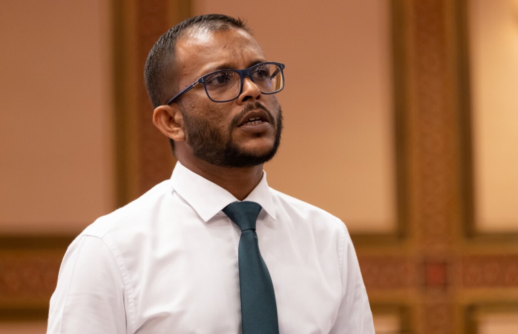 Mihaarahvvure bodah sarahahddhee bandharuthah beynunkureveyne goiythah hedhumah govaalaa garaareh!