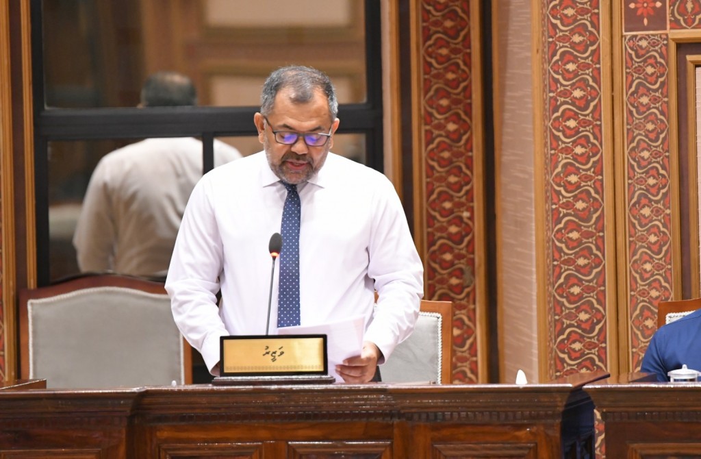 Gov't sees revenue boost after spending cuts