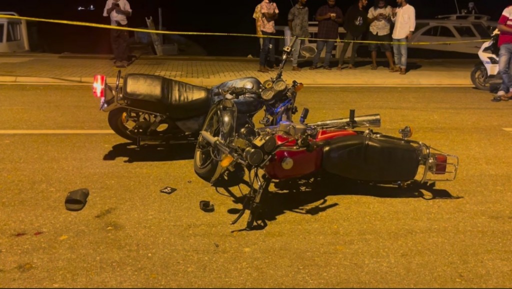 Villingili gai hingi accident ehgai aniyaavi 2 meehaku ithuru faruvaa ah Male' gennany