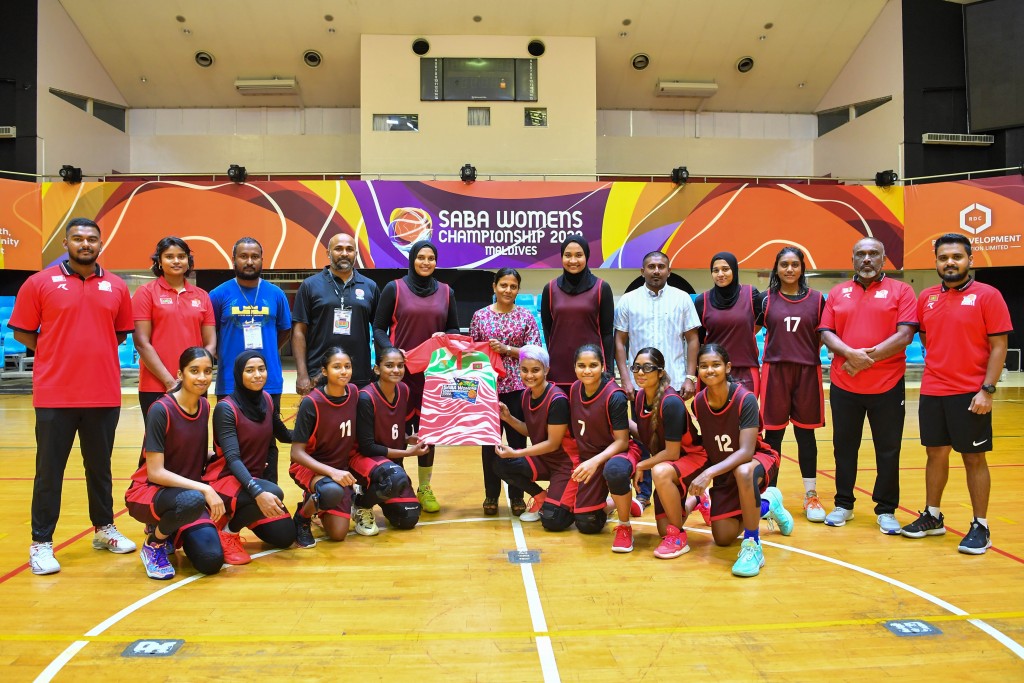 SABA gai vaadhakuraa gaumee anhen team ah firstl lady Fazna hiyyvaru dhevvaifi