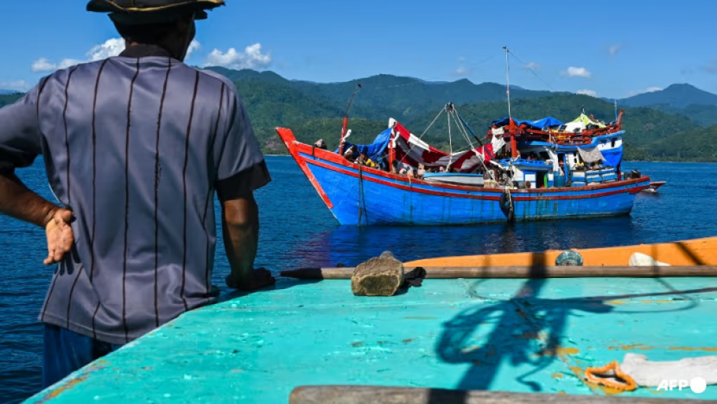 UN appeals to Indonesia for Rohingya boat rescue