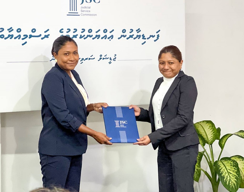 High court ge fandiyaaru kamah ayyan kuri Dheebanaaz aai Saleem fandiyaarukamuge huvaa kuravvaifi