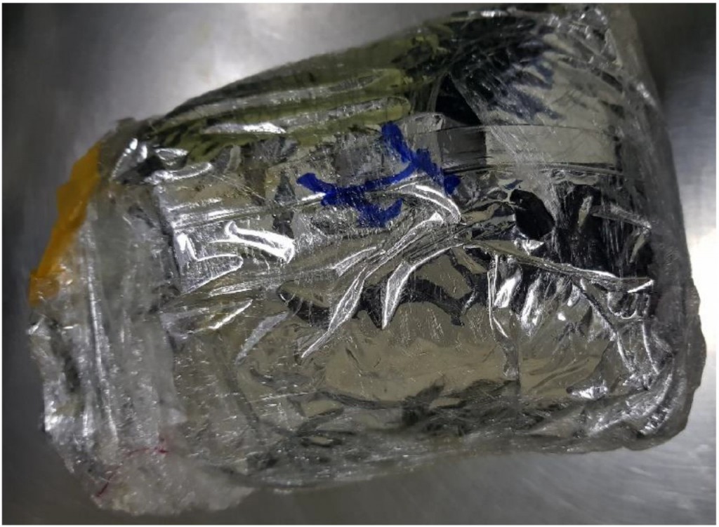 Two Brazilians arrested at airport with 18 kgs of drugs, remanded