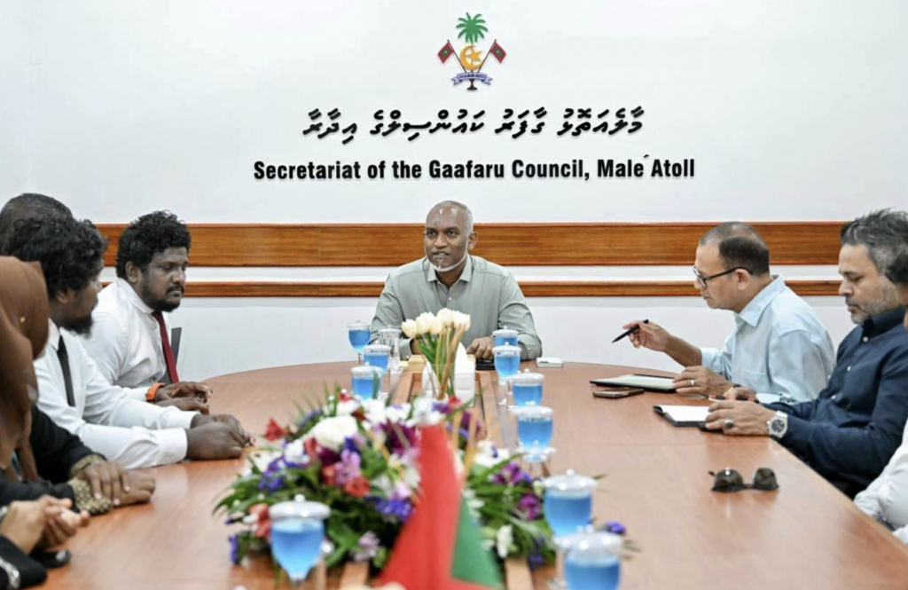 Gaafaru furifai, Council in Raeee arihugai edhunee bin hikkaidheyn