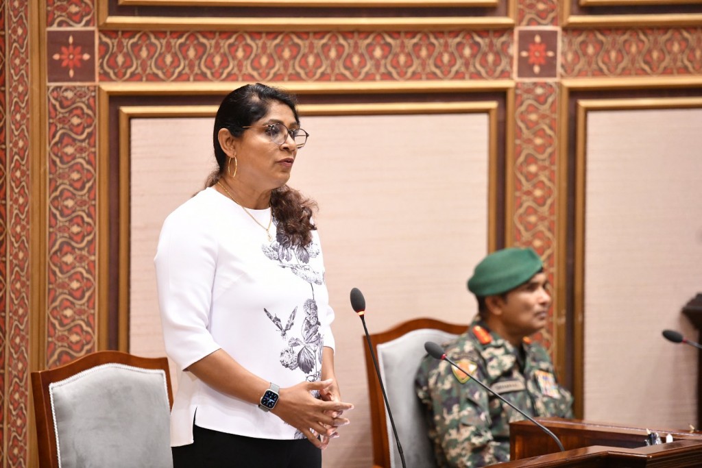 Raees vadaigannavaa root kanda'elhumakee dhifaaee vazeeruge kameh noon: Mariya