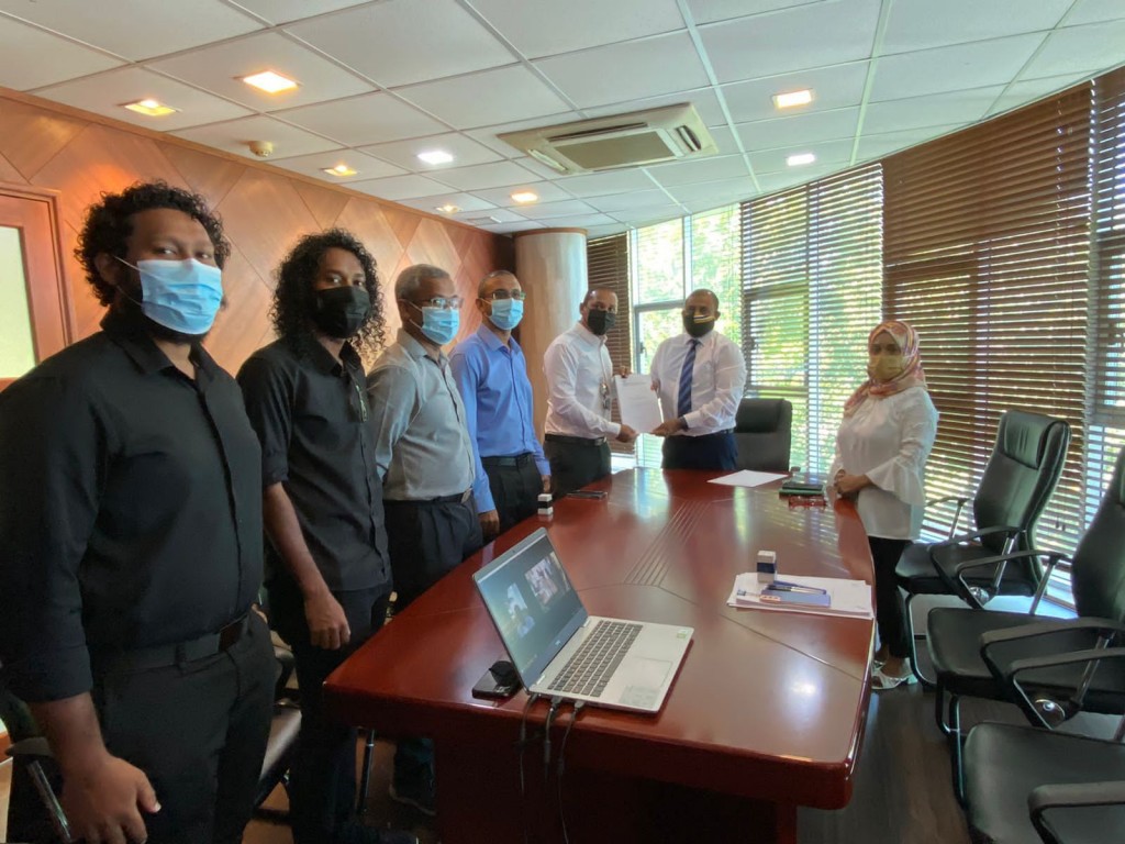 Manadhoo gai tourist hotel eh hadhan bayakaa havaalu koffi