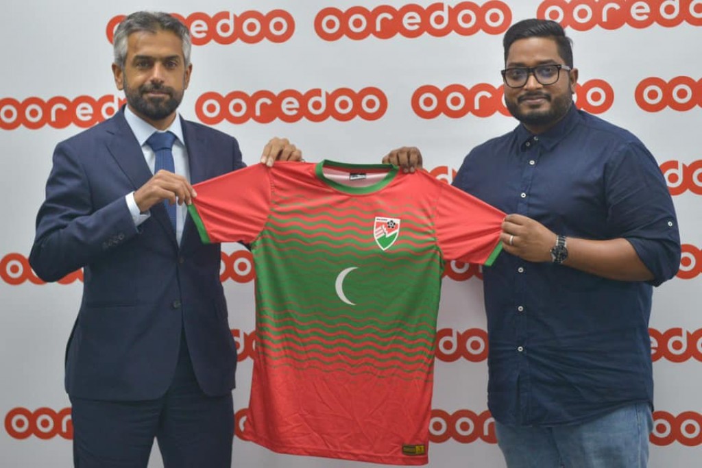 Dhivehi Premier League ge title sponsor akah Ooredoo