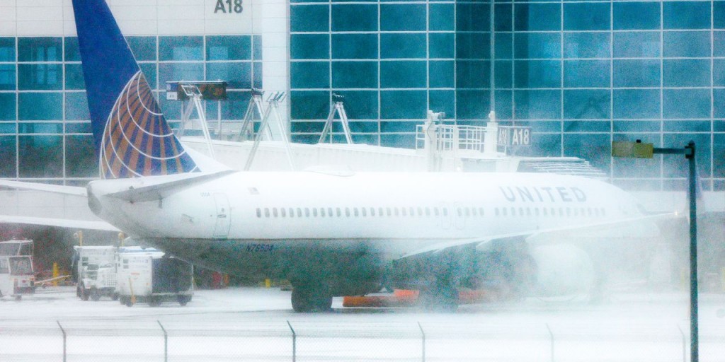 Moosun goass vumuge sababun America gai 806 flight cancel kohffi