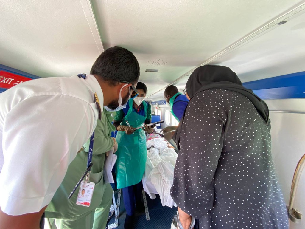 Seaplane air ambulance ge furathama dhathuru Kudahuvadhoo ah