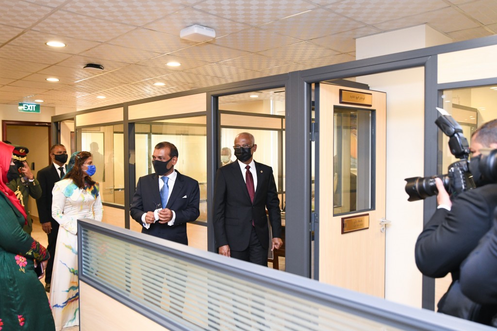 Majileehuge Libraryge catalog aai digital arusheef Raees ifthithaahu kohddhevvaifi