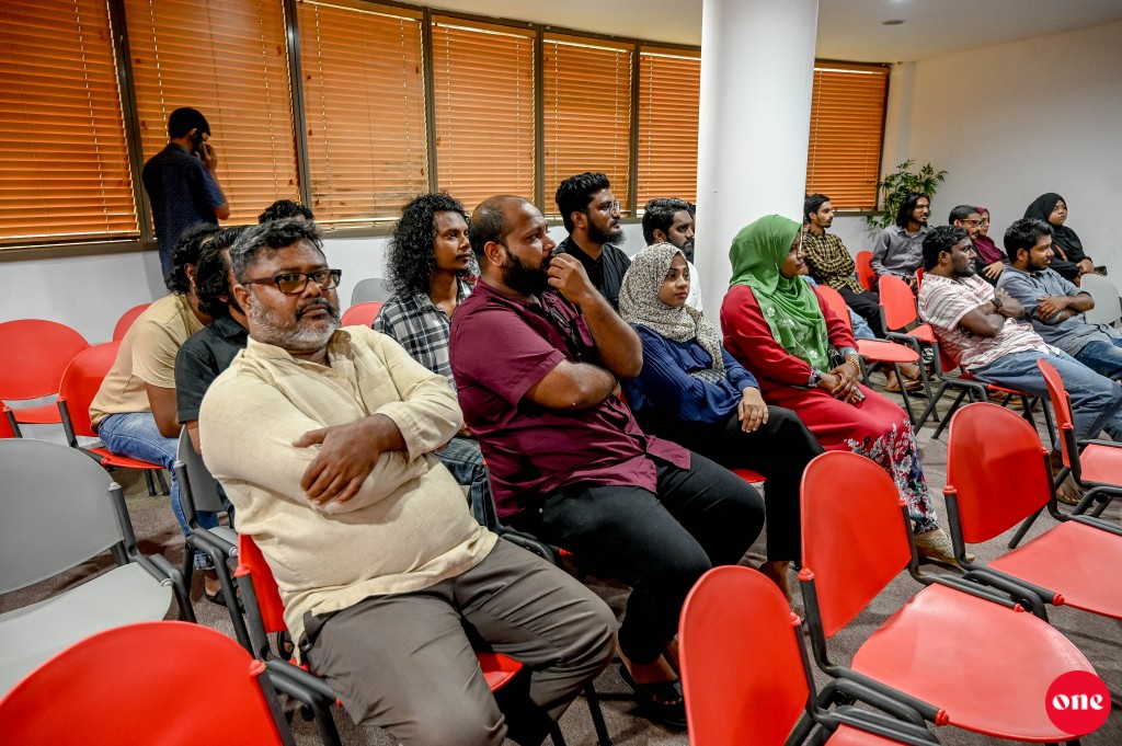 Noosverin ge rahkaatheri kamah 6 kameh thanfeezu kuran MJA in sarukaarah govaalaif