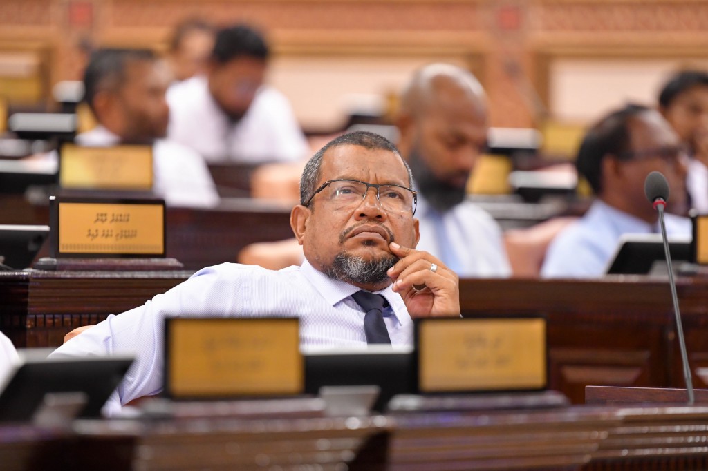 Scam huttuvumah court amurakaa nulai bank account thah hifehettumuge baaru fuluhunnah dheyn bahus fashaifi